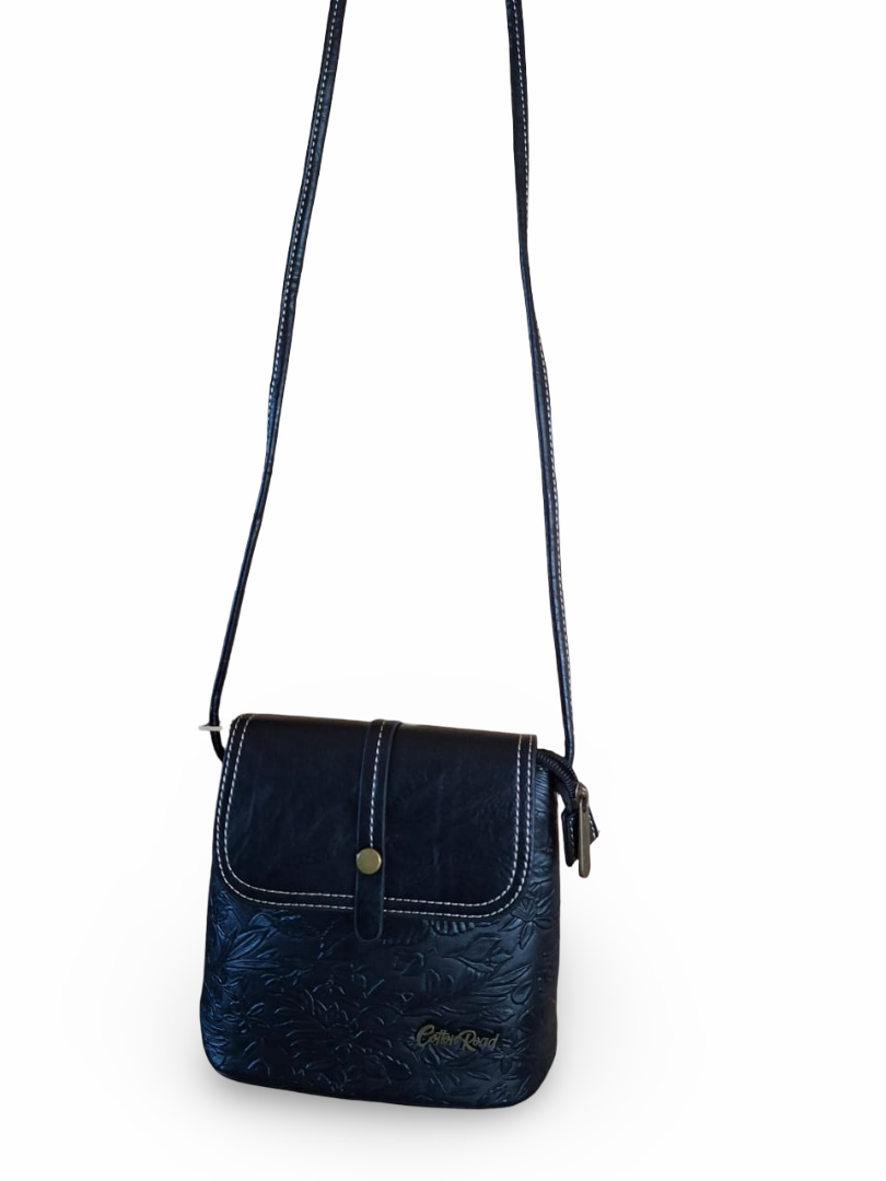 Black cotton road Small flower sling